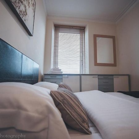 Prime 2 Bedroom City Centre Apt Абърдийн Екстериор снимка