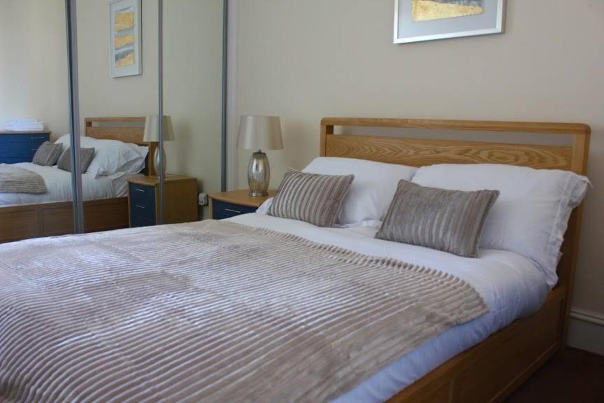 Prime 2 Bedroom City Centre Apt Абърдийн Екстериор снимка